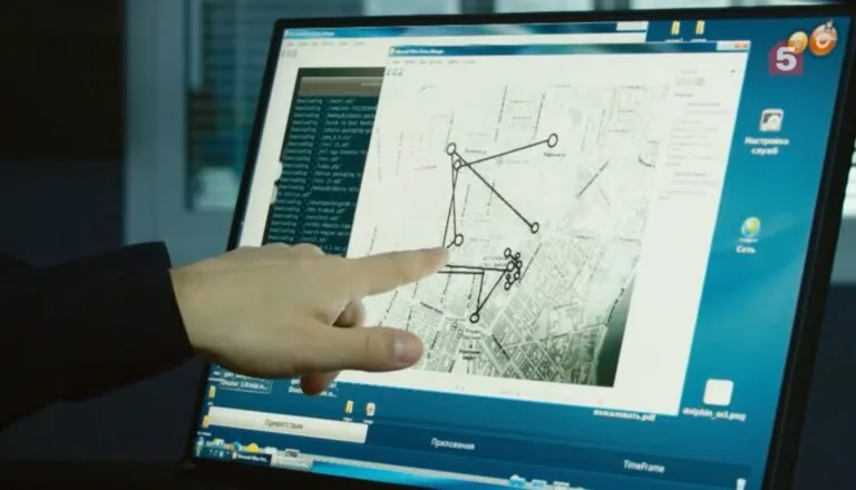 Момент из 1 серии 1 сезона