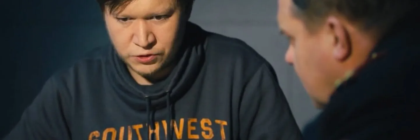 Кадр из 14 серии 1 сезона