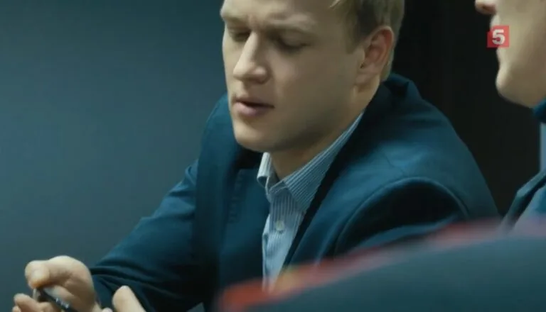 Момент из 18 серии 1 сезона