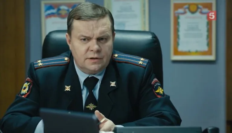 Момент из 21 серии 1 сезона