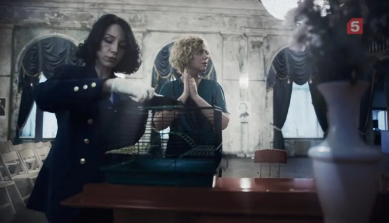 Момент из 5 серии 1 сезона