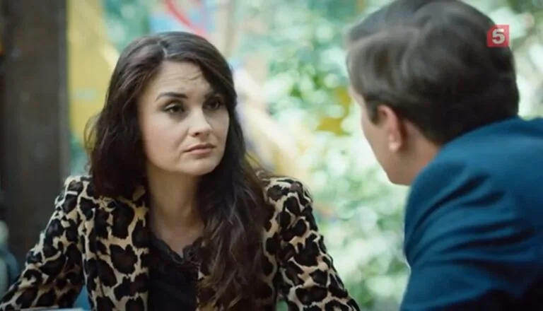 Момент из 8 серии 2 сезона