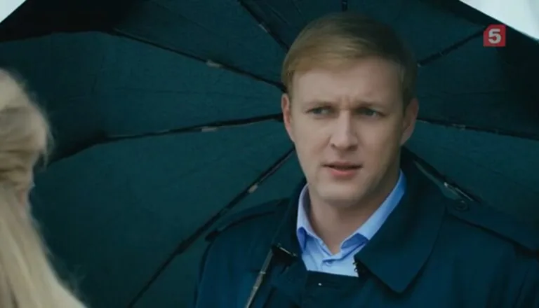 Момент из 9 серии 2 сезона