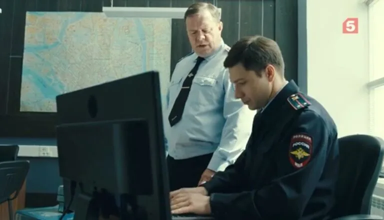 Момент из 39 серии 3 сезона