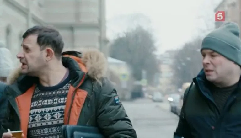 Момент из 6 серии 3 сезона