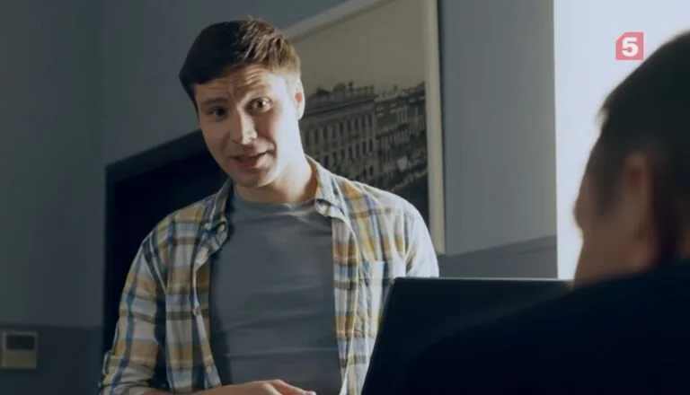 Момент из 8 серии 5 сезона