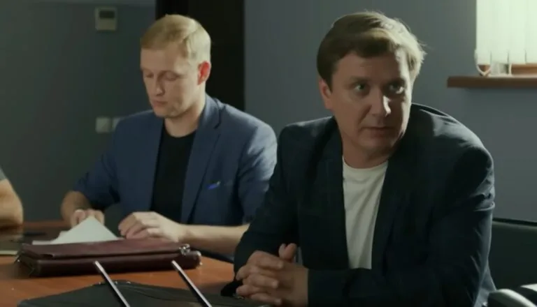 Картинка к «7 сезон 1 серия»